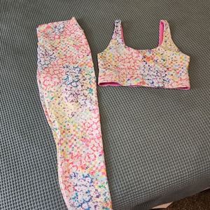 2pc cute Fabletics leggings and bra set